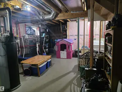 Interior photo 4 of 48 DUNLOP WD