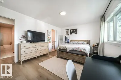 Interior photo 3 of 11303 111 AV NW