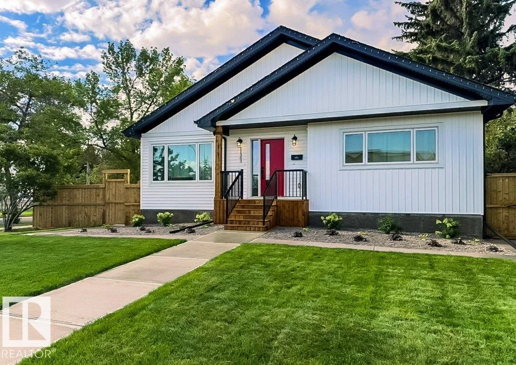 11303 111 AV NW, Edmonton - 4 bedroom Detached Single Family for sale