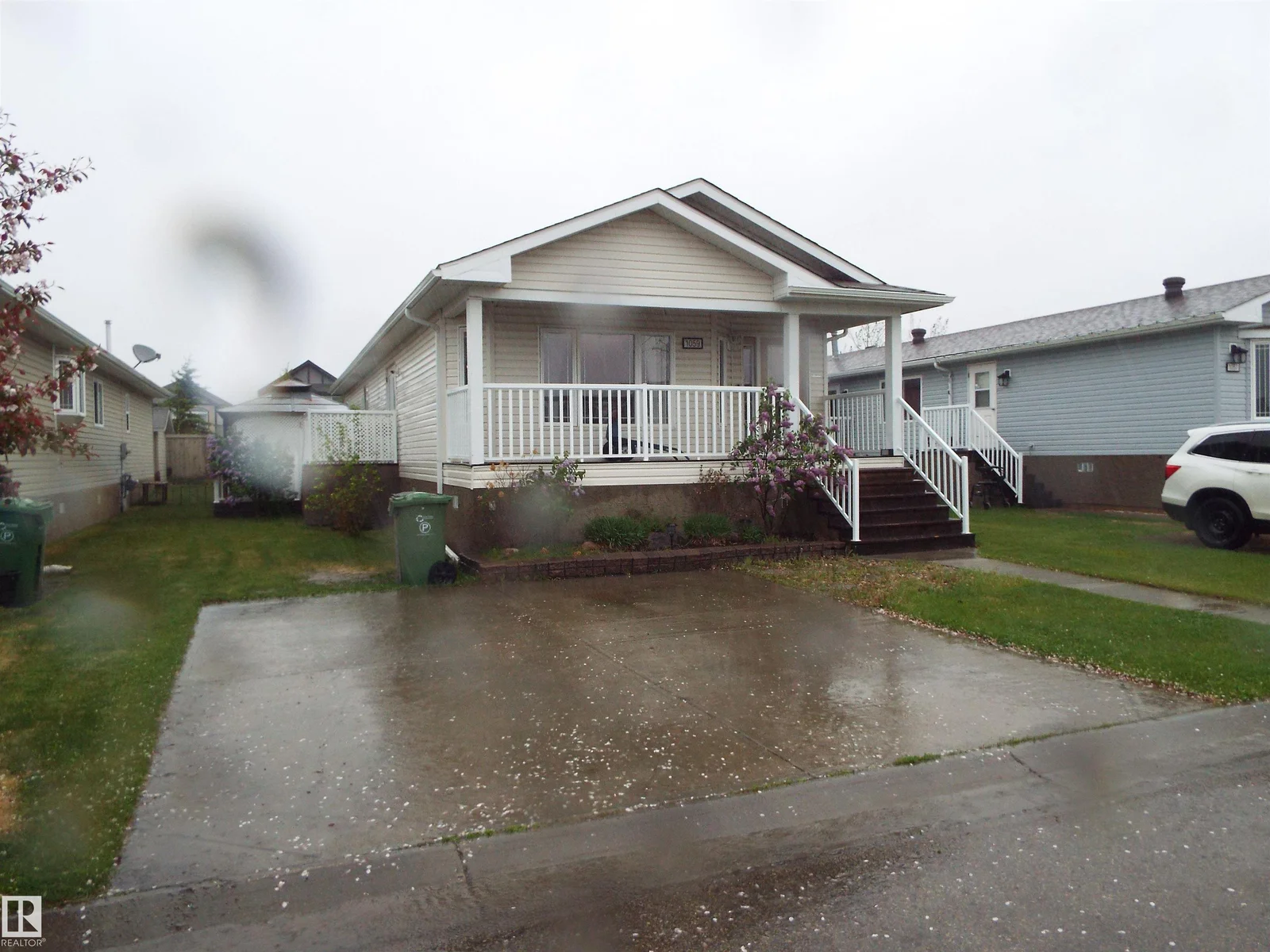 1059 Aspen Drive East, Leduc - 3 bedroom Single Family Residence for sale