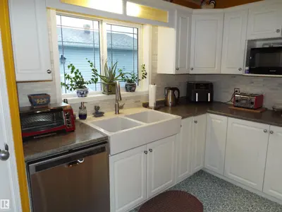 Interior photo 4 of 1059 Aspen Drive East