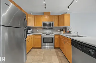 Interior photo 1 of #303 530 HOOKE RD NW