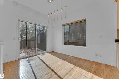 Interior photo 3 of 5528 209 ST NW