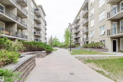 Interior photo 1 of #1-405 4245 139 AV NW
