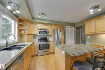 Interior photo 2 of 36 FENWICK CR