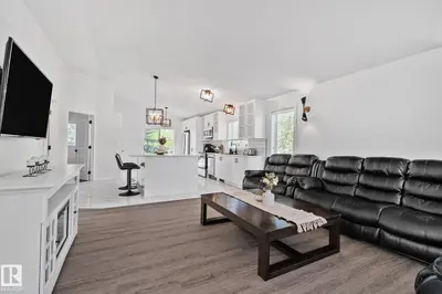 Interior photo 1 of 1 HUNT CO