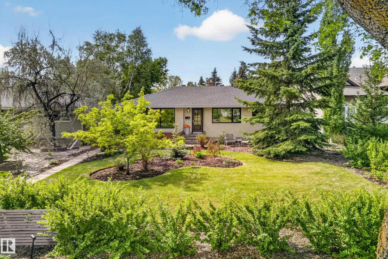13619 109 AV NW, Edmonton - 4 bedroom Detached Single Family for sale