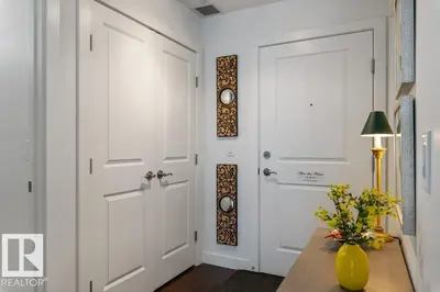 Interior photo 1 of #322 2584 ANDERSON WY SW