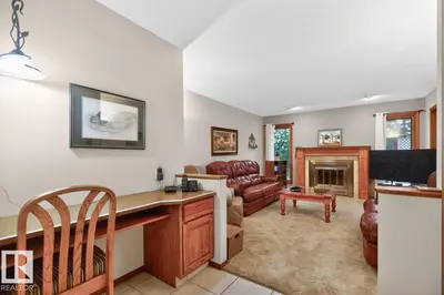 Interior photo 2 of 104 WAYGOOD RD NW