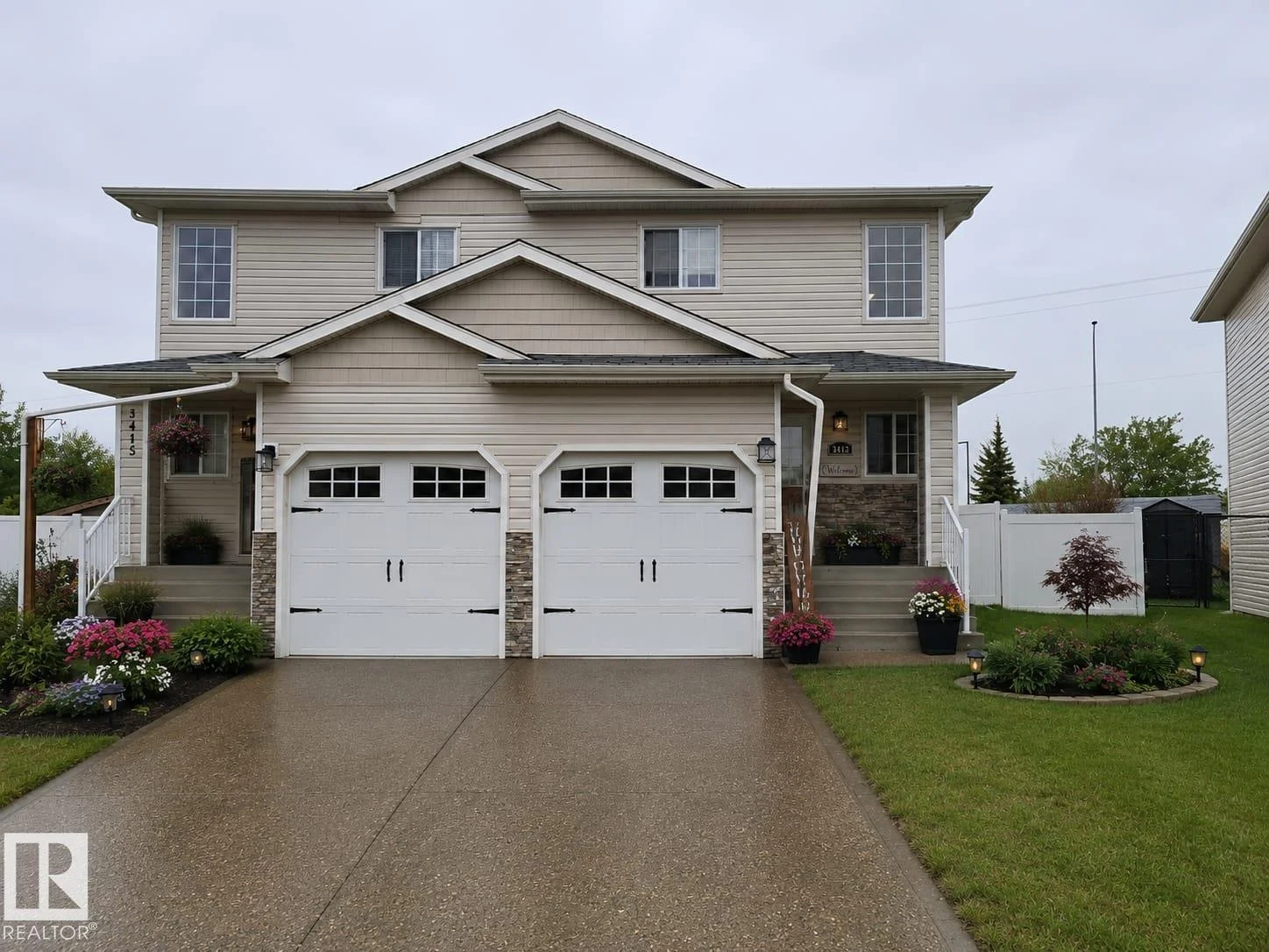 3413 50A Close ST, Camrose - 3 bedroom Duplex for sale