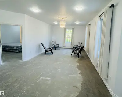 Interior photo 4 of 553 11207 TWP R 564