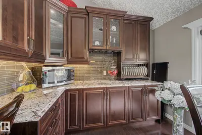 Interior photo 4 of #32 54006 RGE ROAD 261