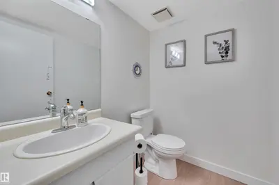 Interior photo 2 of #35 4403 RIVERBEND RD NW