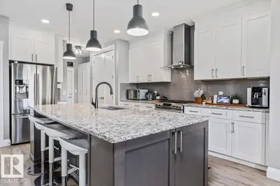 Interior photo 3 of 54 SPRING GA