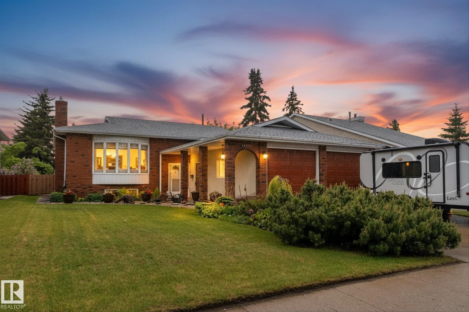11331 25 AV NW, Edmonton - 3 bedroom Detached Single Family for sale