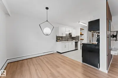 Interior photo 4 of #202 7815 159 ST NW
