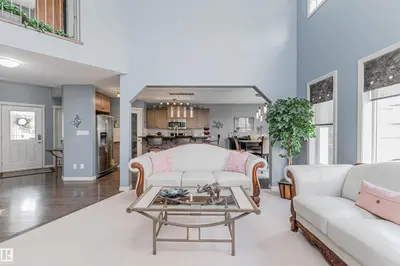 Interior photo 4 of 107 RUE MARQUET