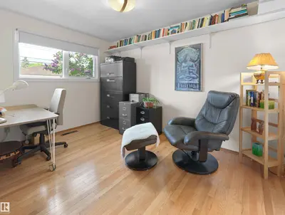 Interior photo 4 of 5832 114A ST NW