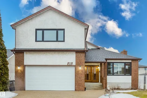 9831 158 AV NW, Edmonton - $699,900
