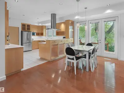 Interior photo 2 of 11131 75 AV NW