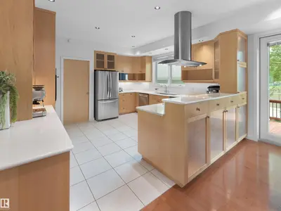 Interior photo 3 of 11131 75 AV NW