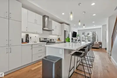 Interior photo 3 of 7944 81 AV NW