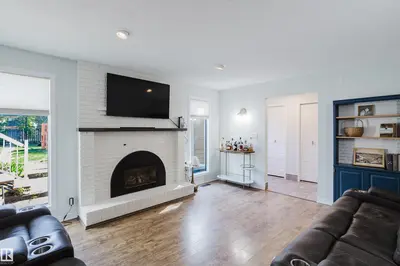 Interior photo 3 of 33 MILL DR