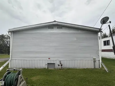 Interior photo 2 of 4612 50 ST