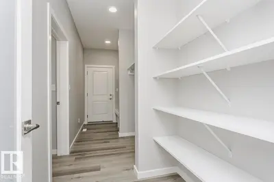 Interior photo 3 of 2811 62 ST SW