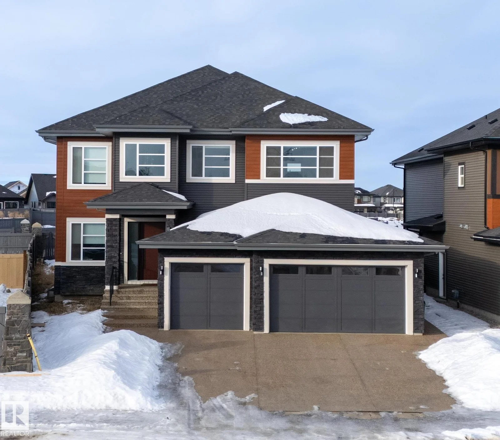 3904 GINSBURG CR NW, Edmonton - 8 bedroom Detached Single Family for sale