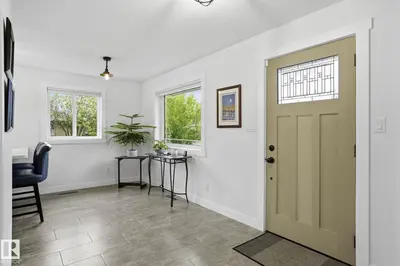 Interior photo 3 of 4502 53 AV
