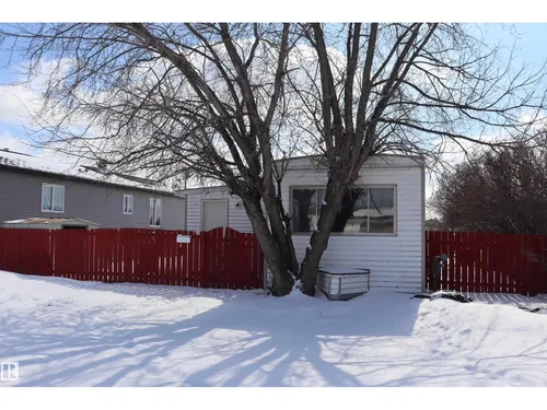 5103 64 ave., Ponoka - $104,900