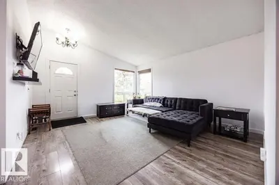 Interior photo 1 of 1139 35 ST NW