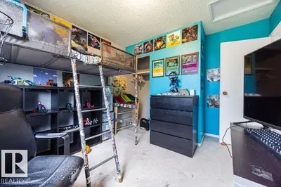 Interior photo 2 of 1139 35 ST NW