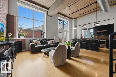 Interior photo 2 of #104 10330 104 ST NW