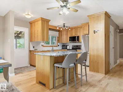 Interior photo 2 of 3548 65 ST NW
