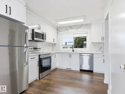 Interior photo 3 of 13316 136 AV NW