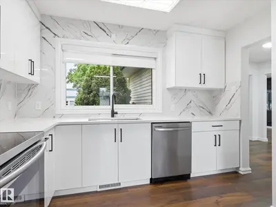 Interior photo 4 of 13316 136 AV NW