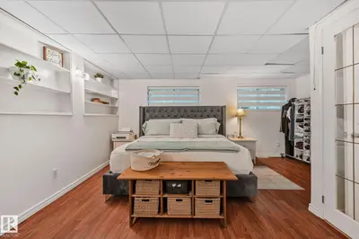 Interior photo 4 of 34 BEACON CR
