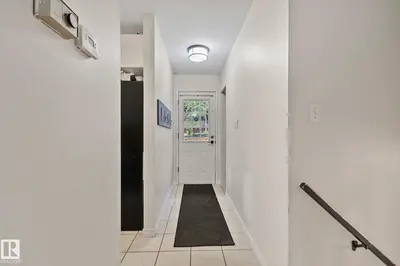 Interior photo 2 of 34 BEACON CR