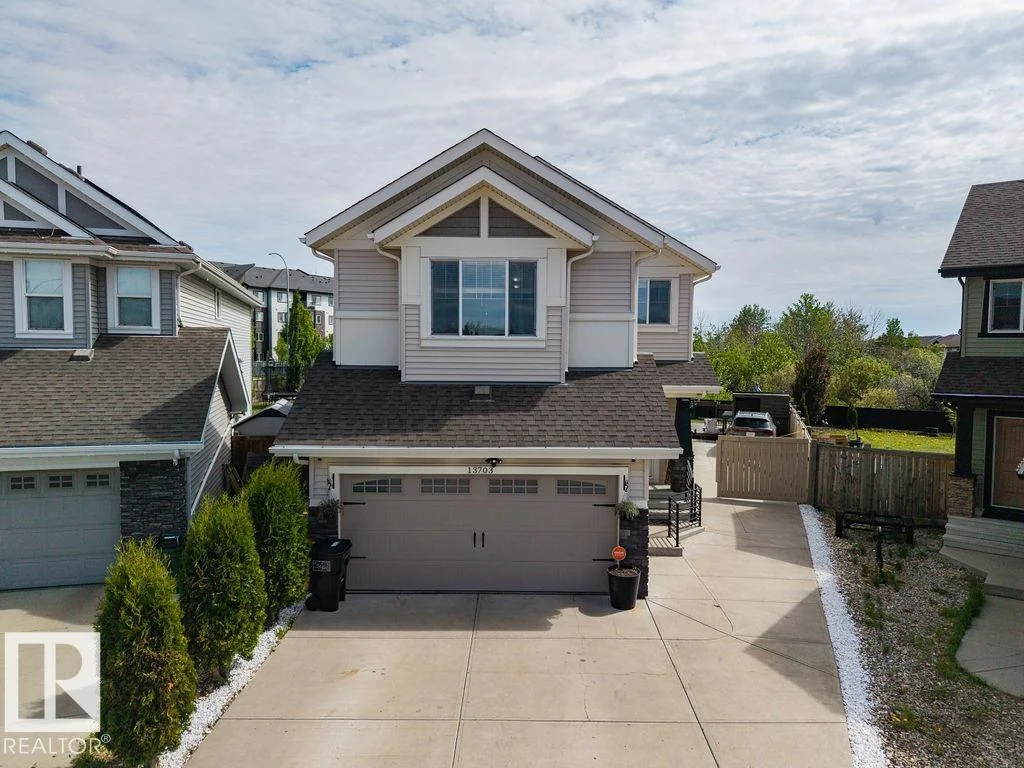 13703 166 AV NW, Edmonton - 5 bedroom Detached Single Family for sale