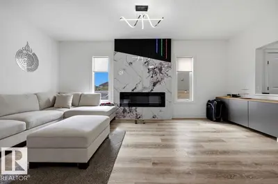 Interior photo 4 of 13703 166 AV NW