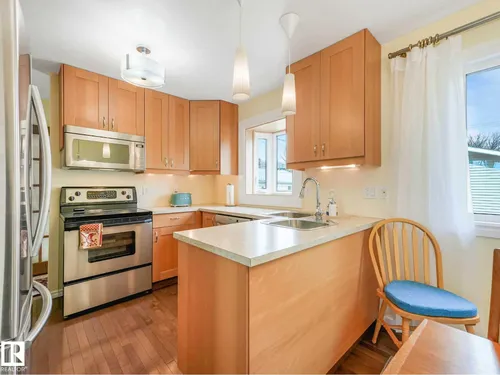 7508 76 AV NW, Edmonton - $524,900