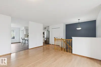 Interior photo 4 of #1 225 Blackburn DR SW SW