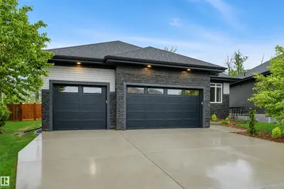Interior photo 1 of 17 DILLWORTH CR