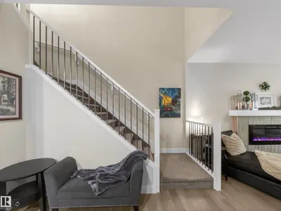Interior photo 3 of 17 AMESBURY WD