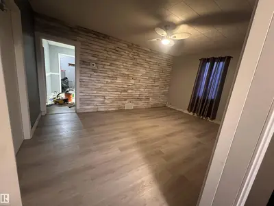 Interior photo 1 of 69 Railway AV