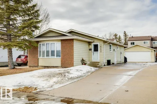 14206 22A ST NW, Edmonton - $399,999