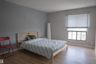 Interior photo 2 of #1703 11027 87 AV N NW