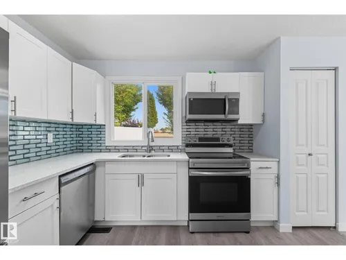 13251 47 ST NW, Edmonton - $242,999